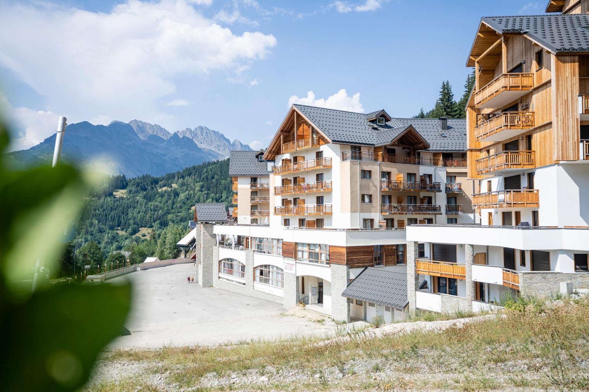 Villages Clubs Du Soleil - Oz En Oisans Oz المظهر الخارجي الصورة